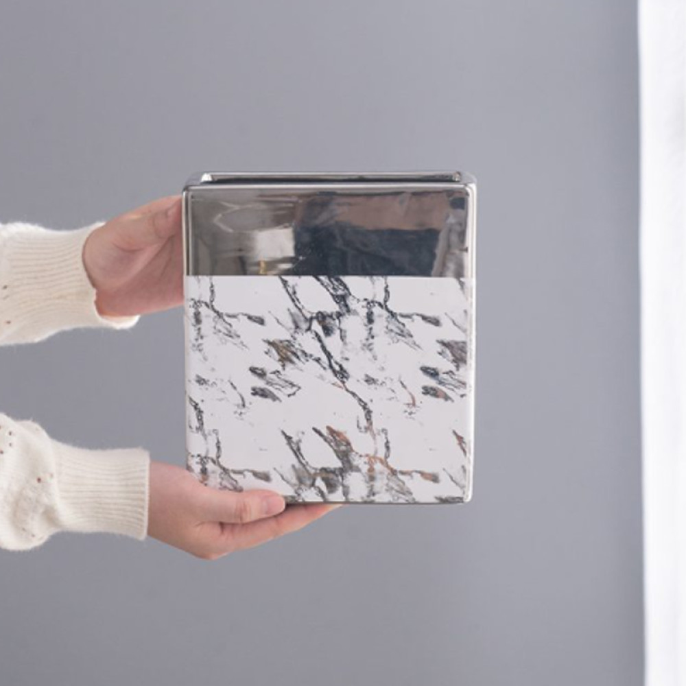 Artekko Silver Κεραμικό Βάζο σε Λευκό με Ασημί (17.5x9x19)cm